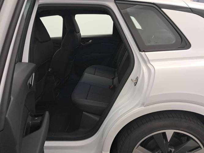 Q4 e-tron 45 285 ch 82 kWh