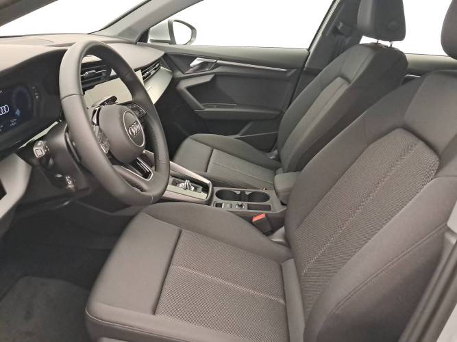 A3 Sportback 40 TFSIe 204 S Tronic 6