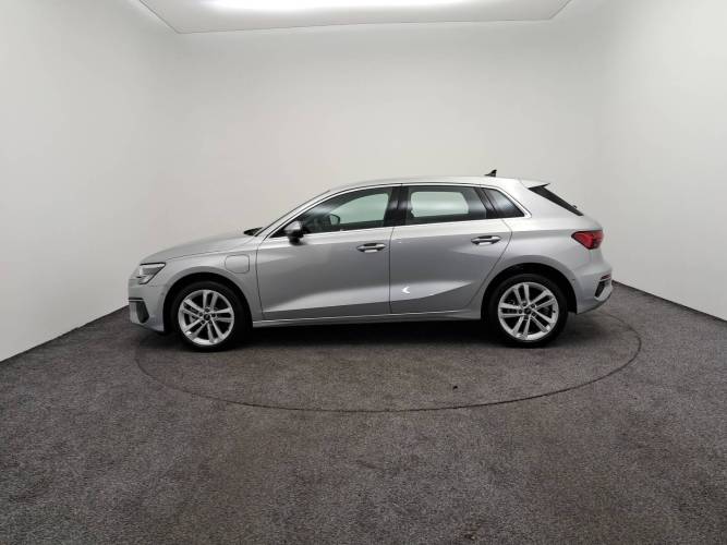 A3 Sportback 40 TFSIe 204 S Tronic 6