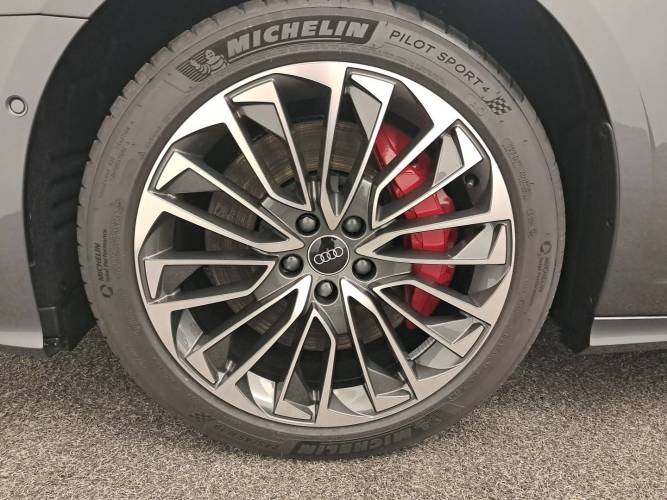 A6 Avant 55 TFSIe 367 ch S tronic 7 Quattro