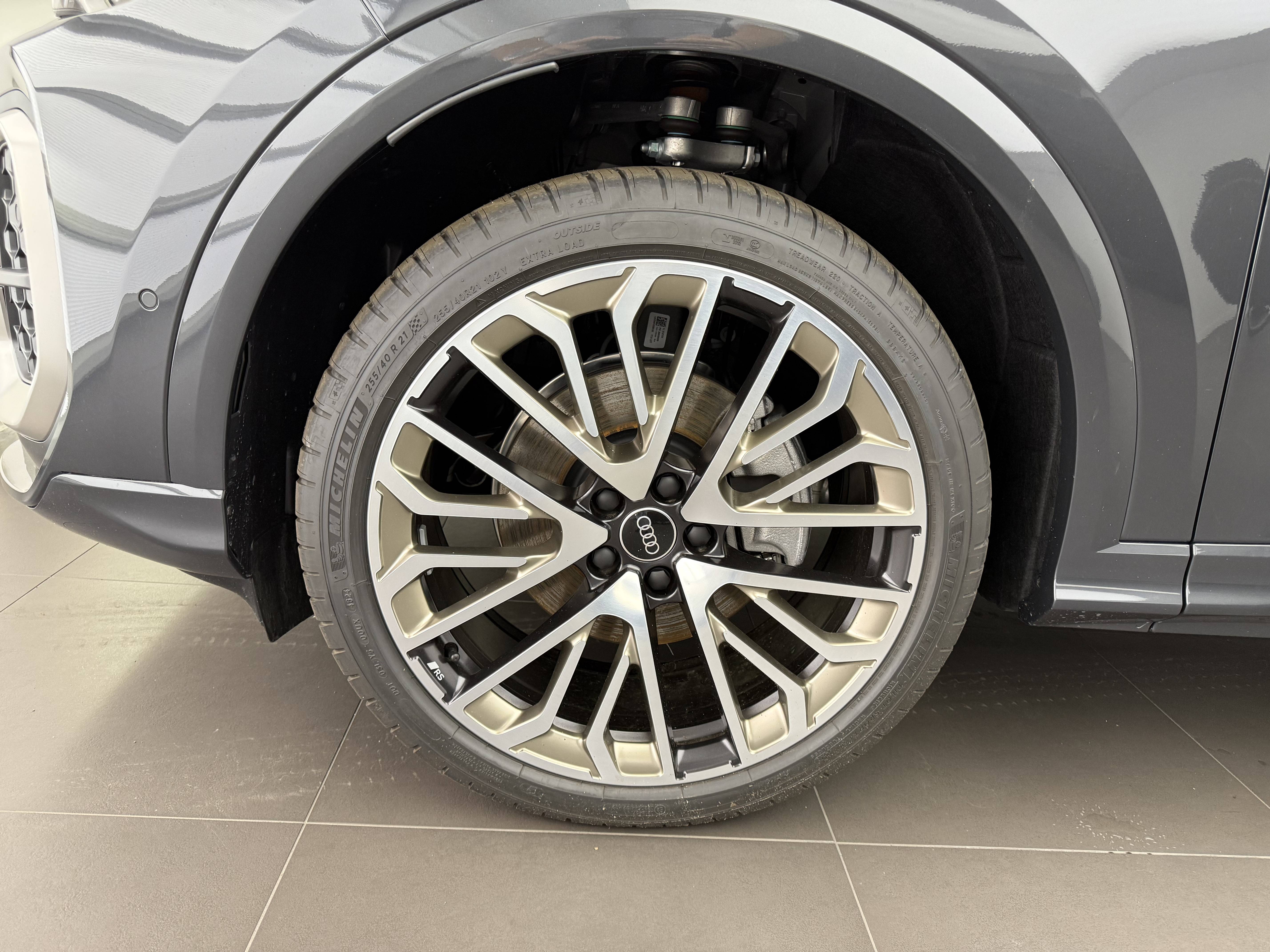 Q5 Sportback TFSI 204 ch Hybride S tronic 7 Quattro