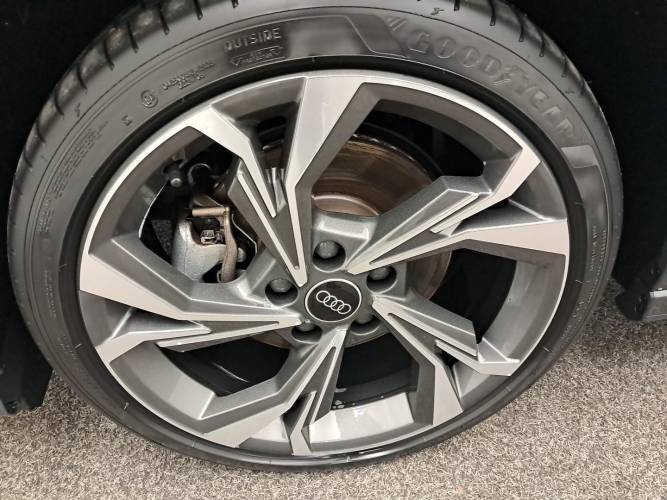 A3 Sportback 40 TFSIe 204 S Tronic 6