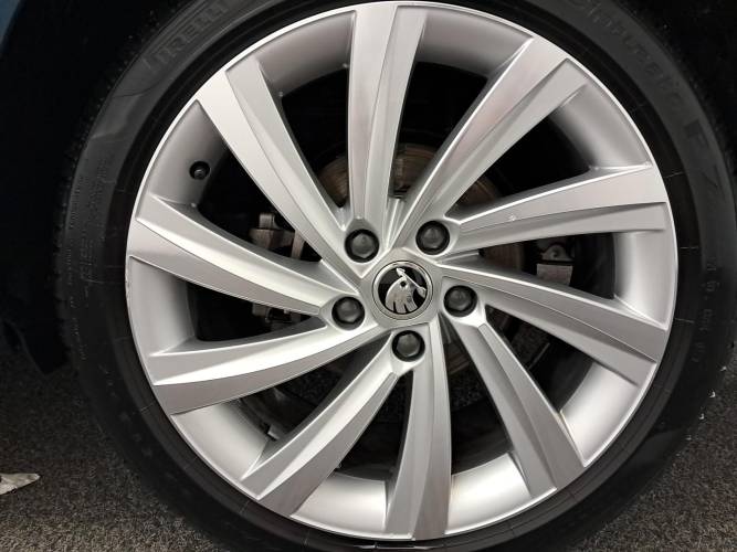 Octavia Combi 1.4 TSI PHEV iV 204 ch DSG6e