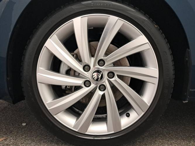 Octavia Combi 1.4 TSI PHEV iV 204 ch DSG6e