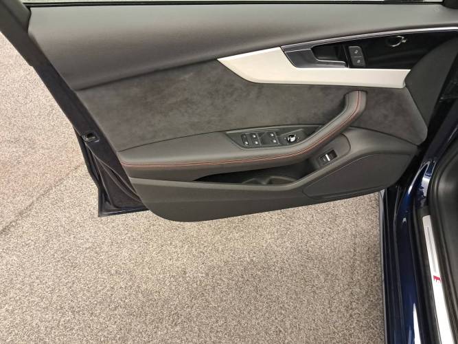 A4 Avant 40 TDI 204 S tronic 7 Quattro