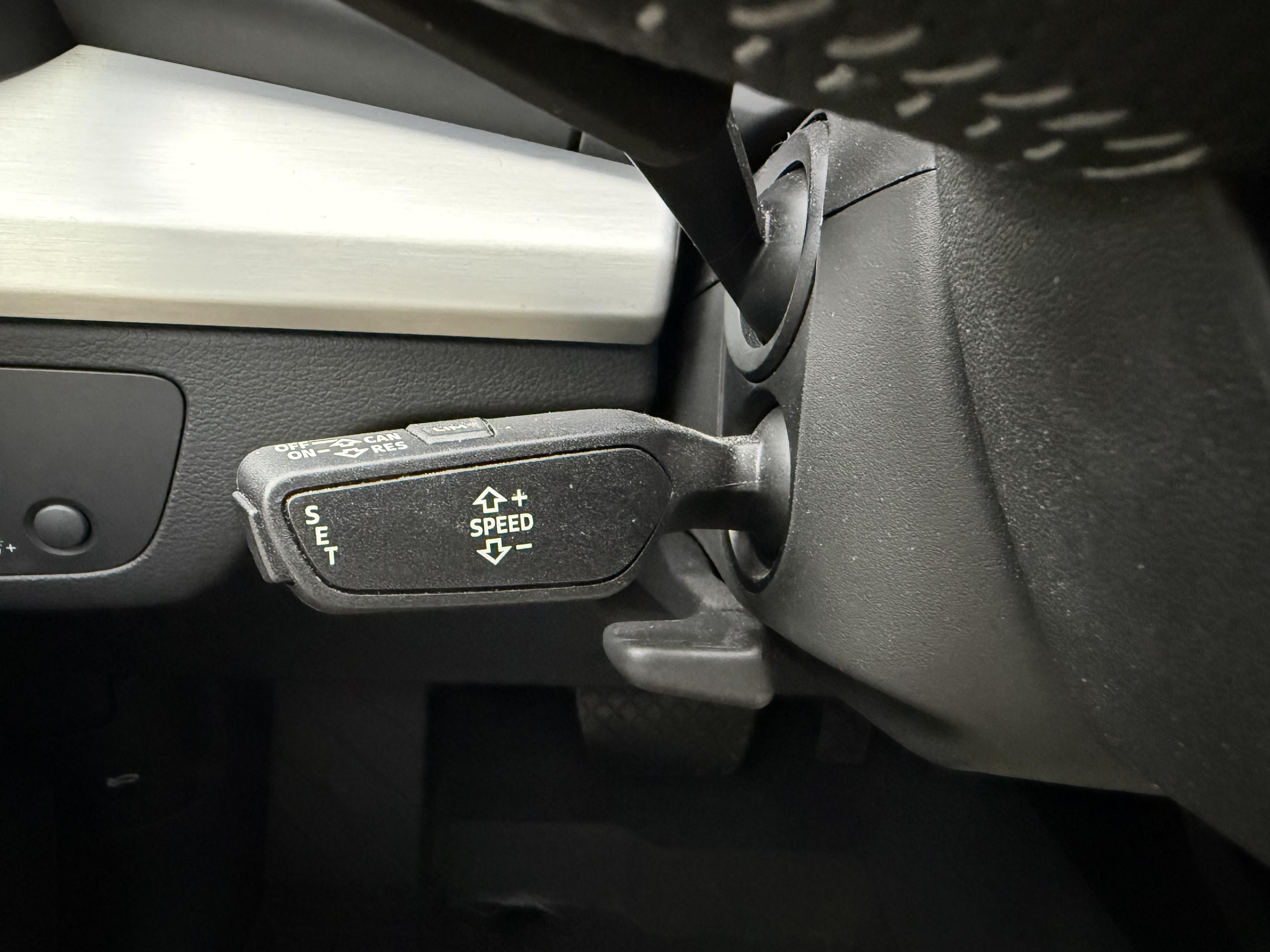 Q5 55 TFSI e 367 S tronic 7 Quattro