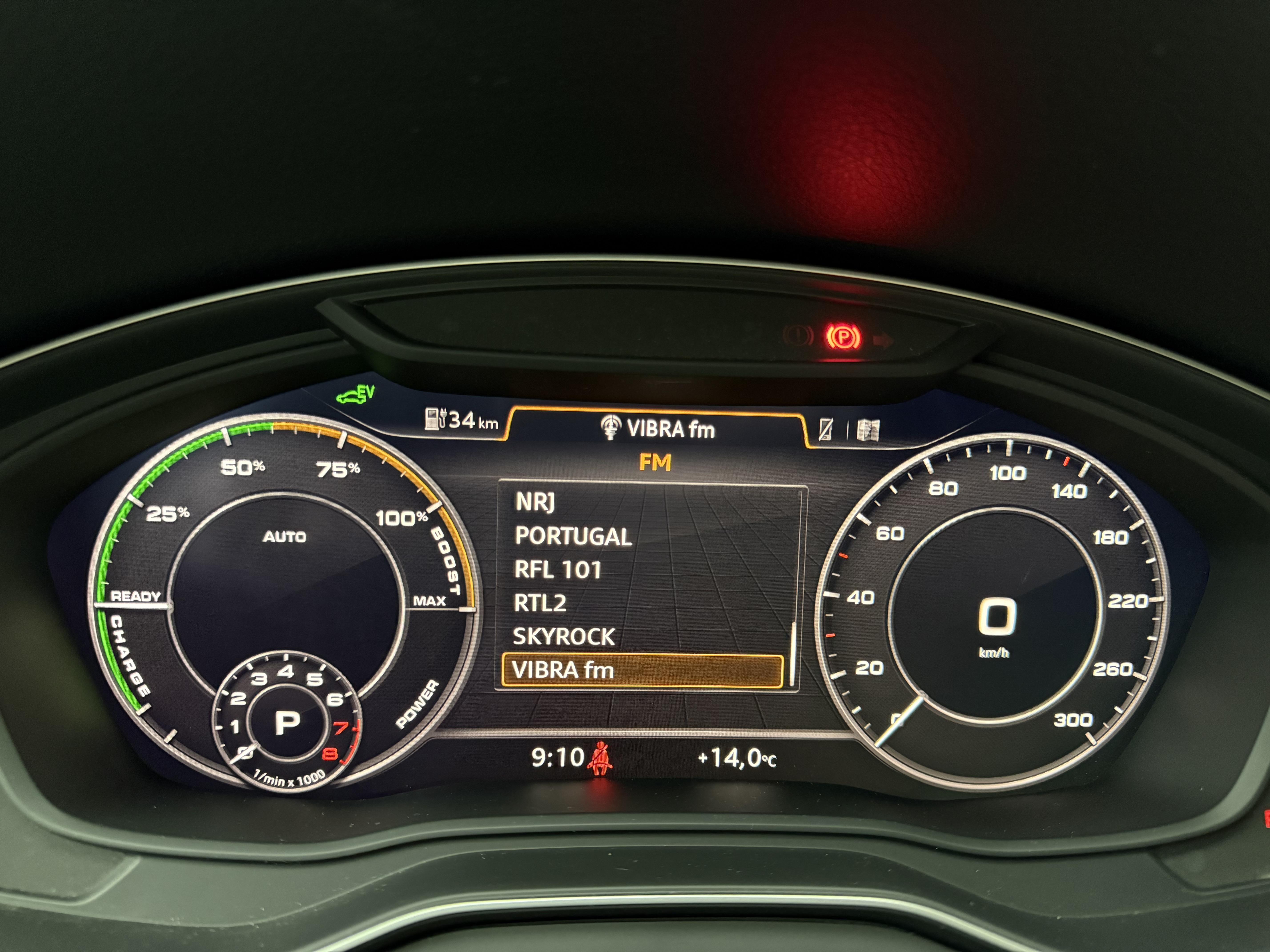 Q5 55 TFSI e 367 S tronic 7 Quattro