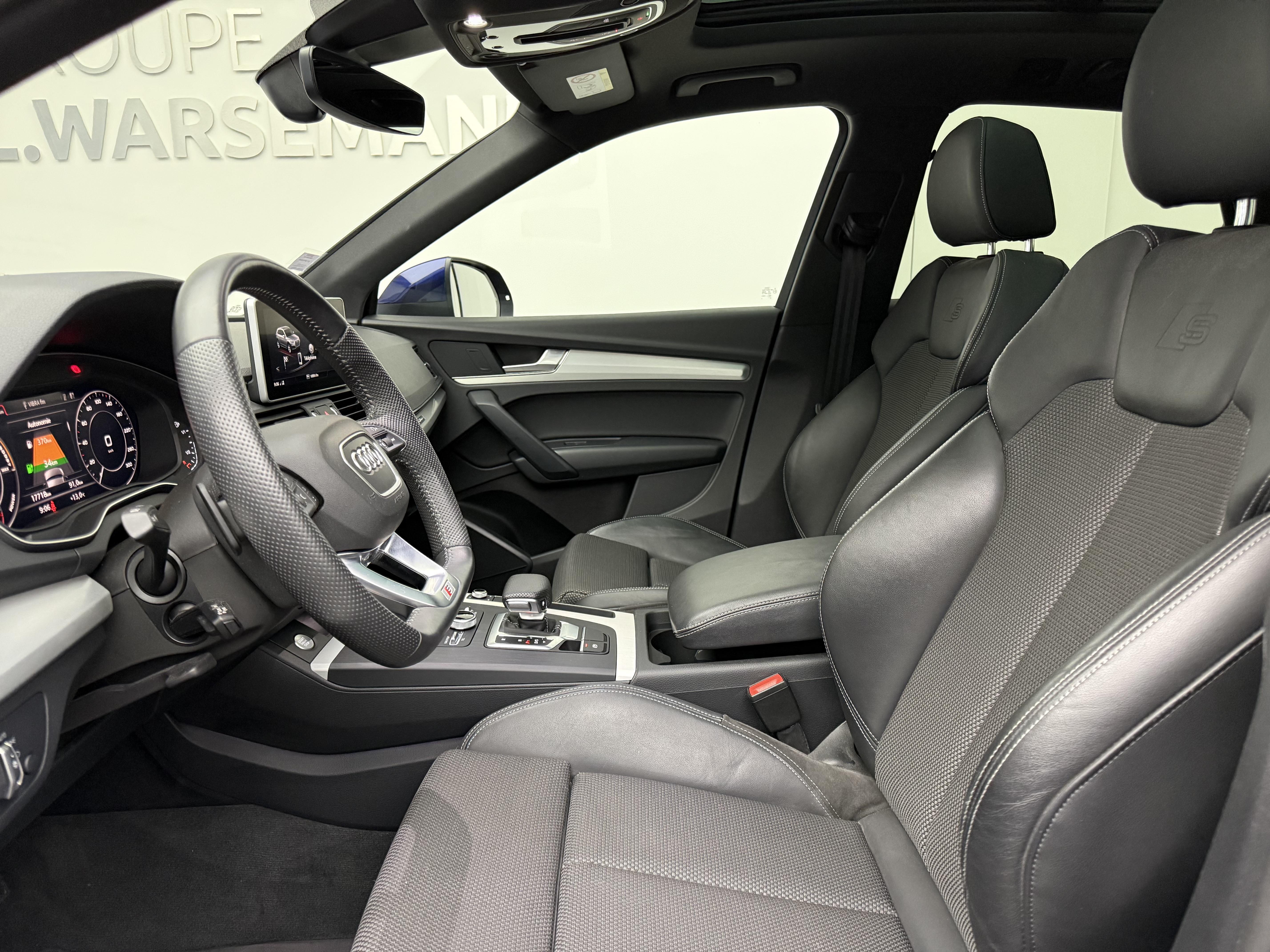 Q5 55 TFSI e 367 S tronic 7 Quattro