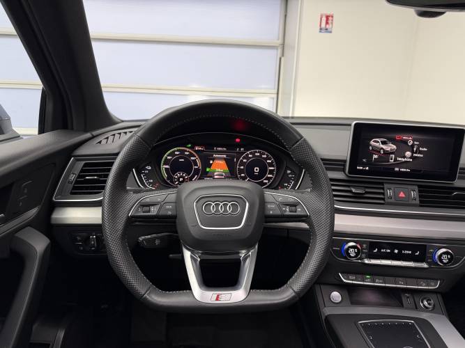 Q5 55 TFSI e 367 S tronic 7 Quattro