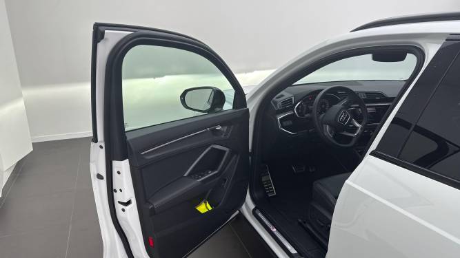 Q3 35 TFSI 150 ch S tronic 7