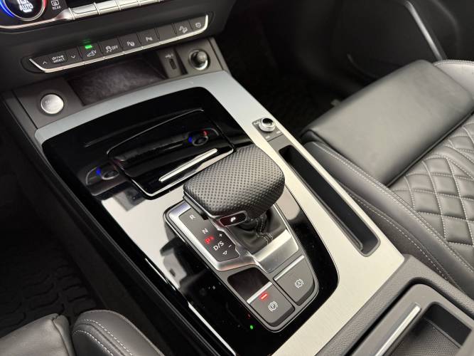 Q5 Sportback 55 TFSIe 367 S tronic 7 Quattro