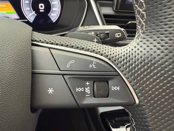 Q5 Sportback 55 TFSIe 367 S tronic 7 Quattro