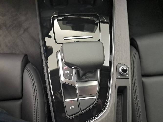 A4 Avant 40 TFSI 204 S tronic 7