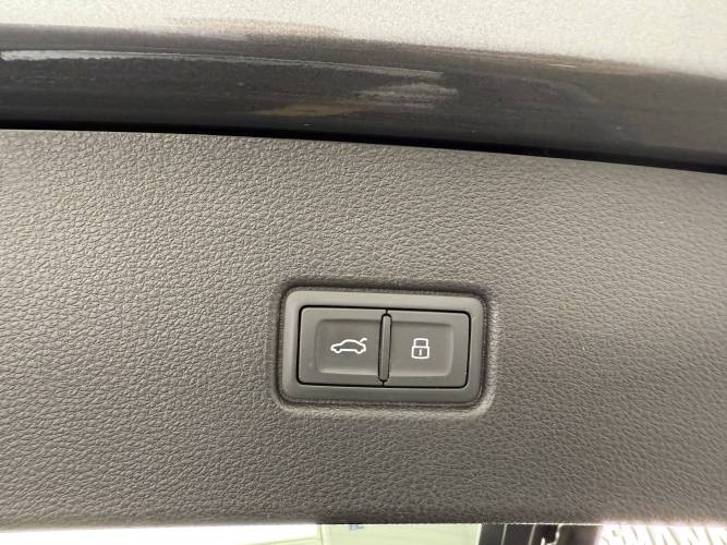 Q5 Sportback 55 TFSIe 367 S tronic 7 Quattro