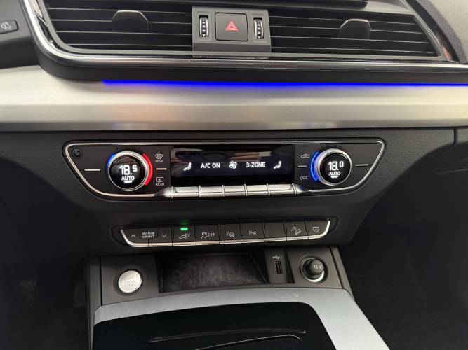 Q5 Sportback 55 TFSIe 367 S tronic 7 Quattro