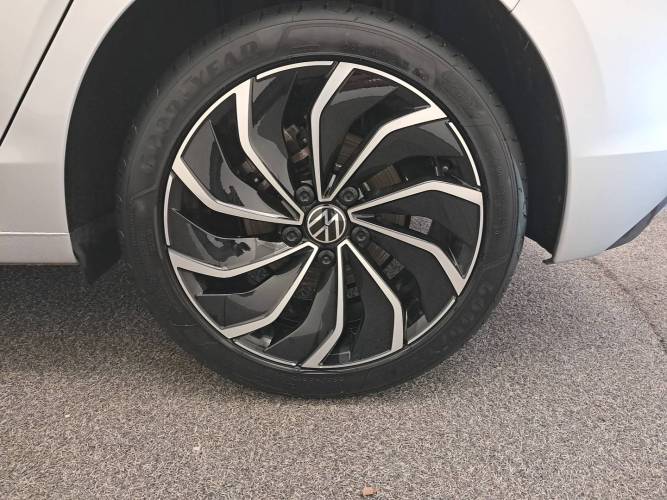 Golf 1.5 eTSI OPF 130 DSG7