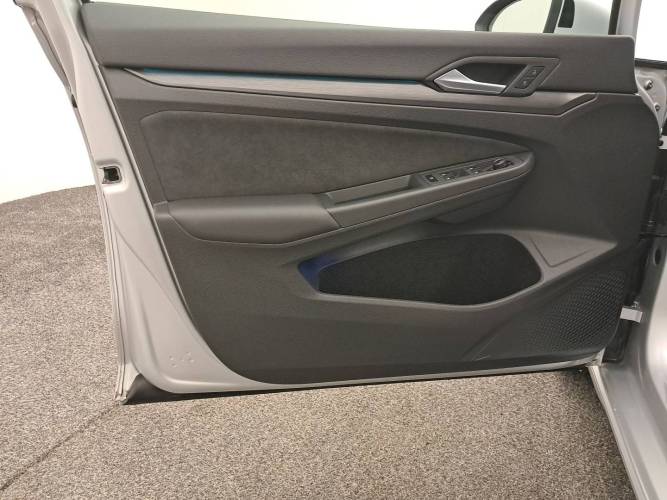 Golf 1.5 eTSI OPF 130 DSG7