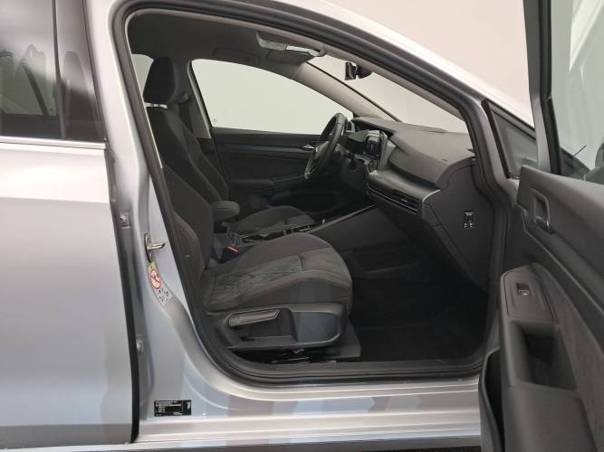 Golf 1.5 eTSI OPF 130 DSG7