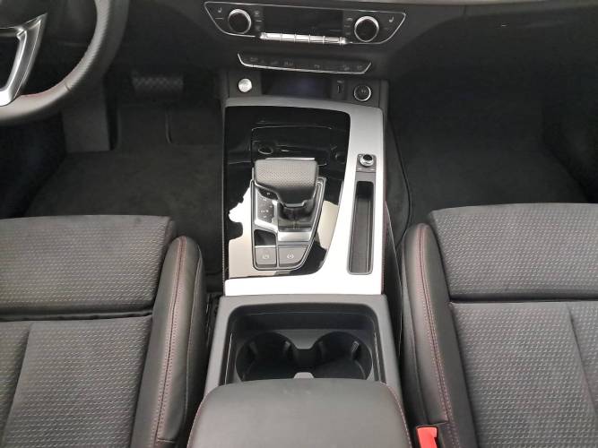 Q5 50 TFSIe 299 S tronic 7 Quattro