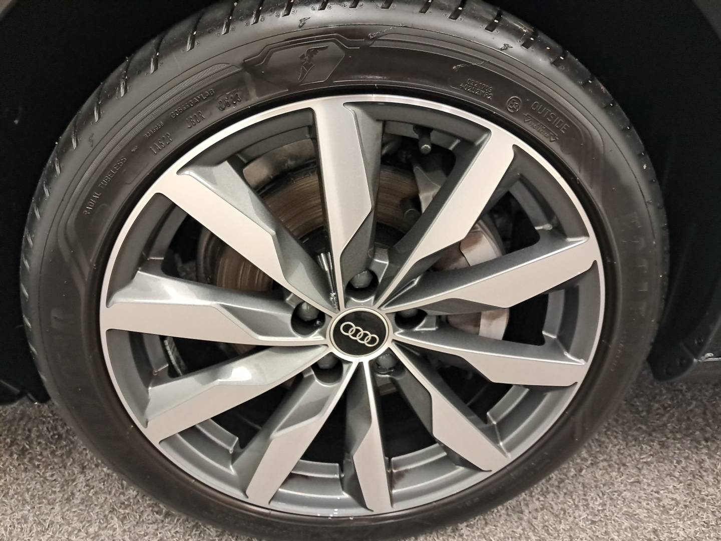 A4 40 TFSI 204 S tronic 7