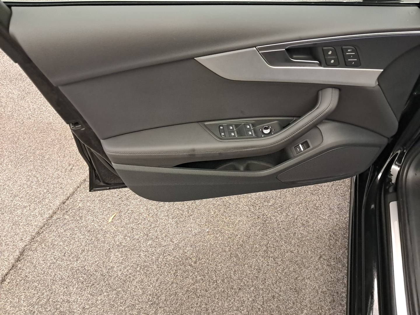 A4 40 TFSI 204 S tronic 7