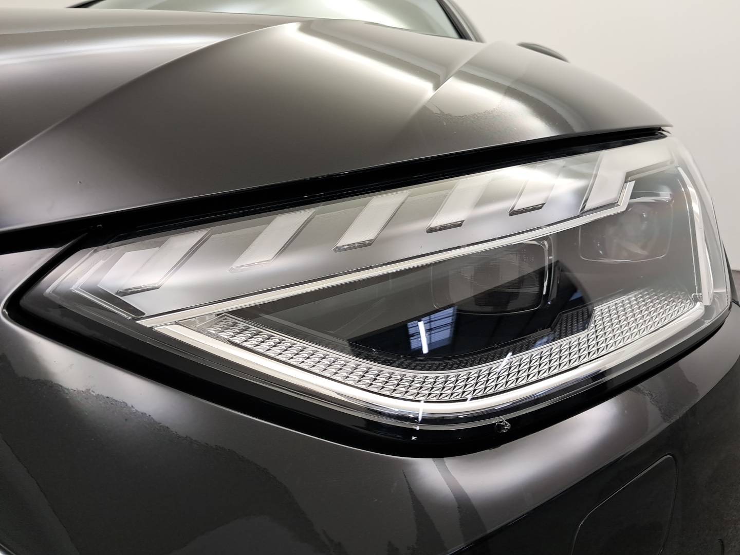 A4 40 TFSI 204 S tronic 7