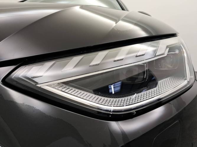 A4 40 TFSI 204 S tronic 7