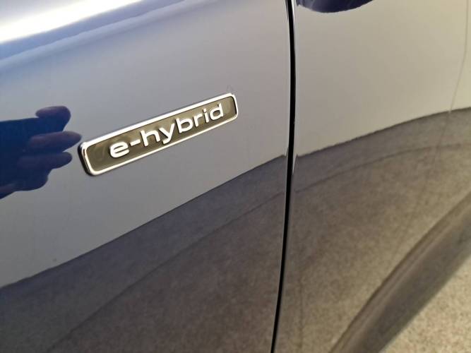 Q5 Sportback e-hybrid 299 ch S tronic 7 Quattro