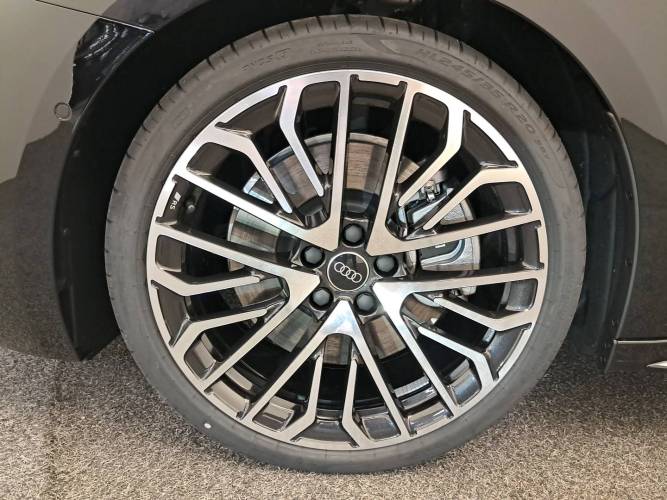 A5 Avant e-hybrid 299 ch S tronic 7 Quattro