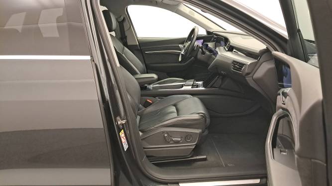 e-tron 55 quattro 408 ch