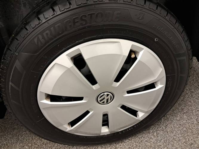 TRANSPORTER 6.1 VAN L1H1 2.0 TDI 110 BVM5