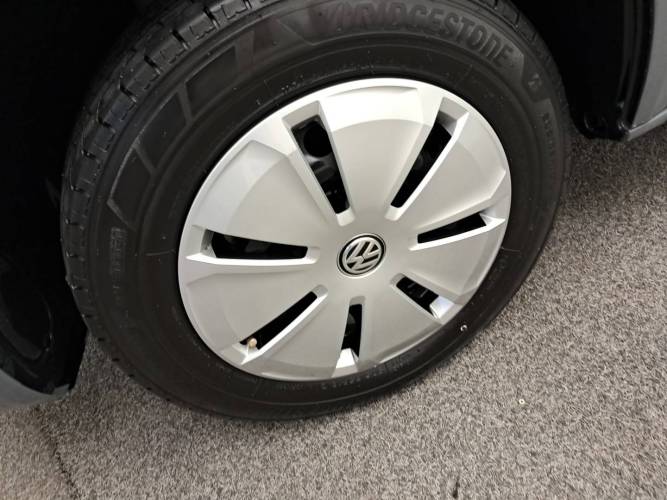 TRANSPORTER 6.1 VAN L1H1 2.0 TDI 110 BVM5