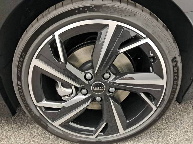 A6 e-tron Avant Performance 367 ch 100 kWh