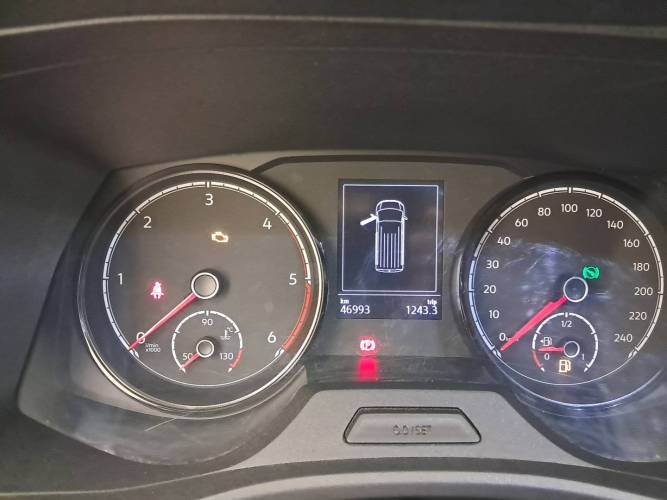 TRANSPORTER 6.1 VAN L1H1 2.0 TDI 150 DSG7