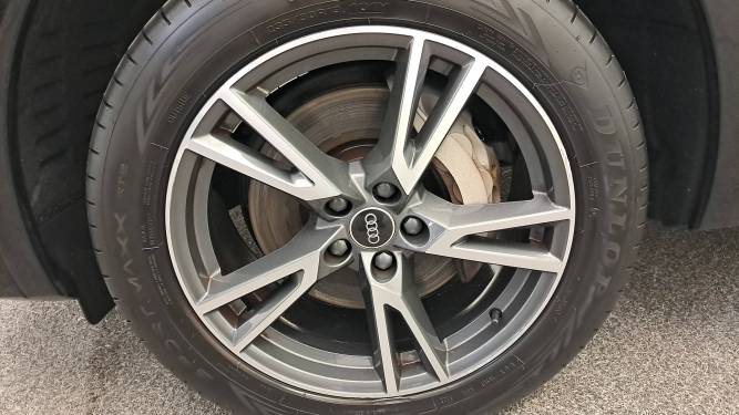 Q5 Sportback 50 TFSIe 299 S tronic 7 Quattro