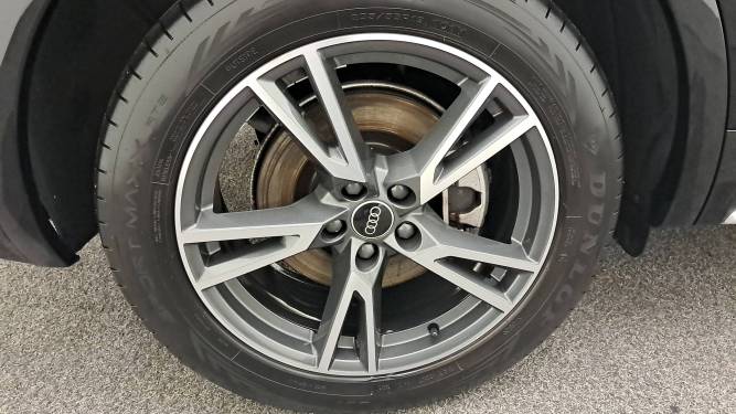 Q5 Sportback 50 TFSIe 299 S tronic 7 Quattro