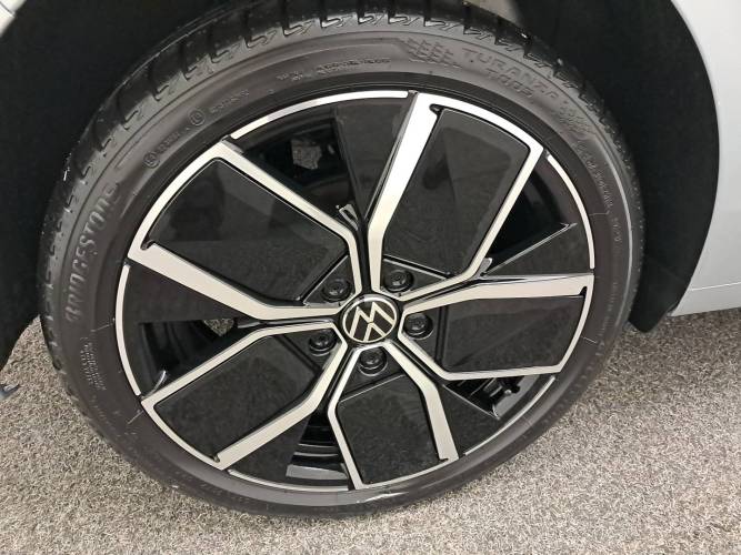 Golf 1.5 eHybrid 204 DSG6