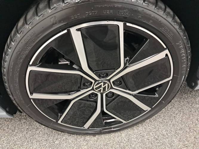 Golf 1.5 eHybrid 204 DSG6