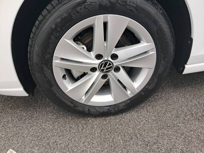 Golf 1.0 eTSI OPF 110 DSG7