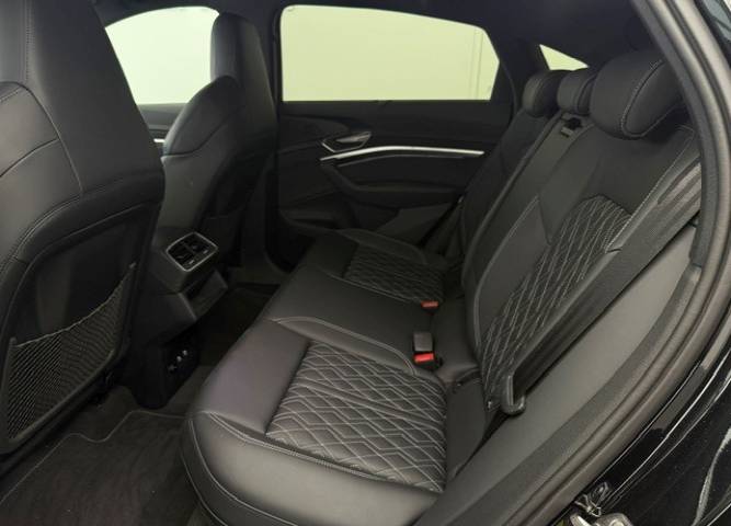Q8 e-tron Sportback 55 408 ch 114 kWh Quattro