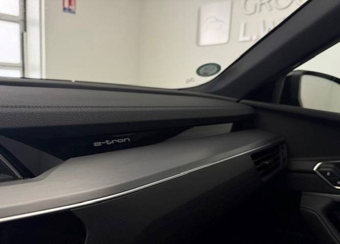 Q8 e-tron Sportback 55 408 ch 114 kWh Quattro