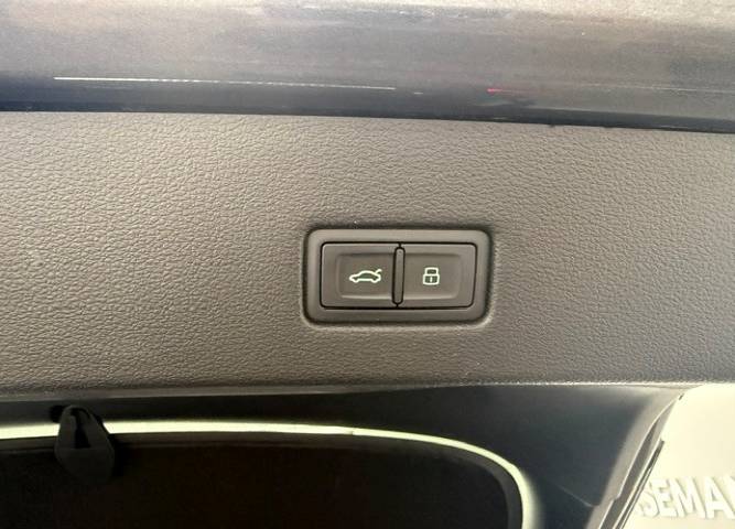 A7 Sportback 55 TFSIe 367 S tronic 7 Quattro ultra