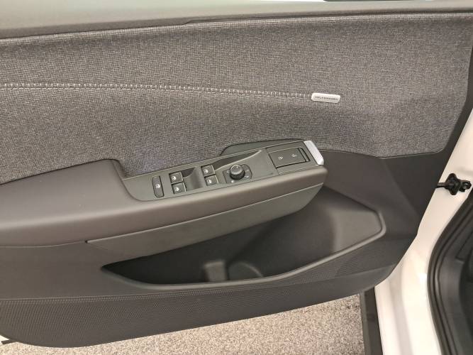 ID. Polo 211 ch  52 kWh