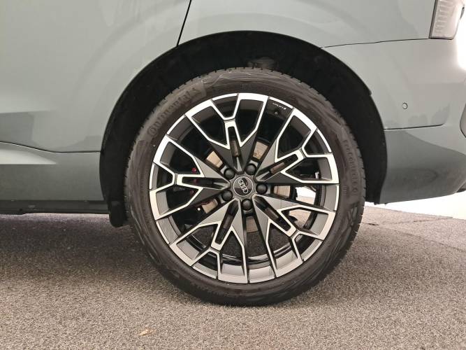 Q3 TFSI 150 ch Hybride S tronic 7