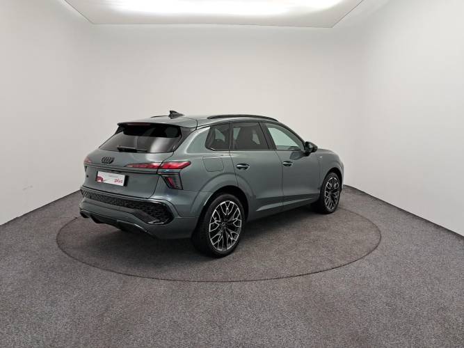 Q3 TFSI 150 ch Hybride S tronic 7