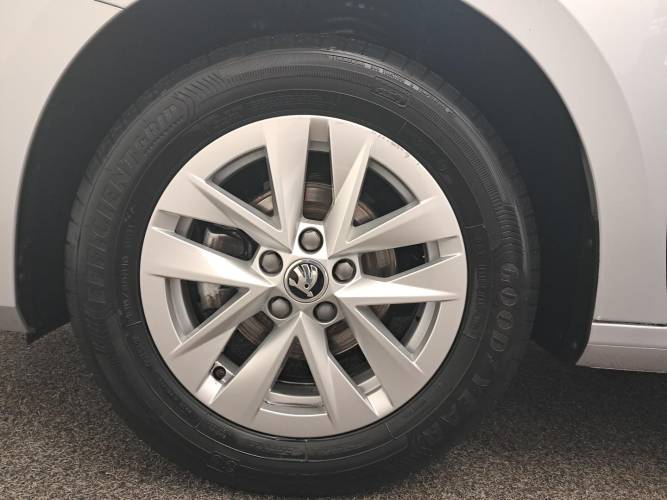 Fabia 1.0 MPI 65 ch BVM5