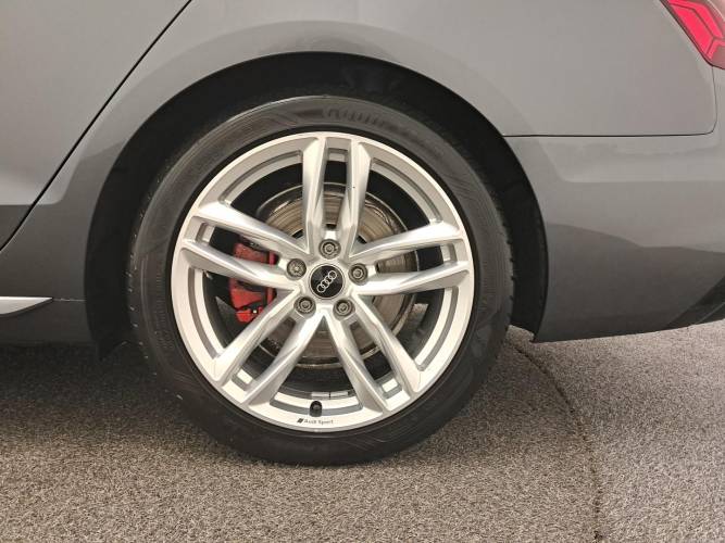 A4 Avant 40 TFSI 204 S tronic 7 Quattro