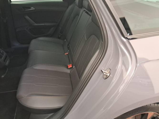 Leon Sportstourer 1.5 eTSI Hybrid 150 ch DSG7