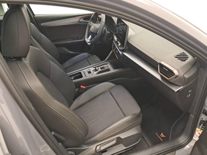 Leon Sportstourer 1.5 eTSI Hybrid 150 ch DSG7