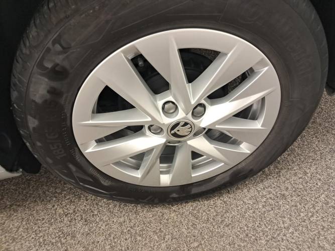 Fabia 1.0 MPI 80 ch BVM5